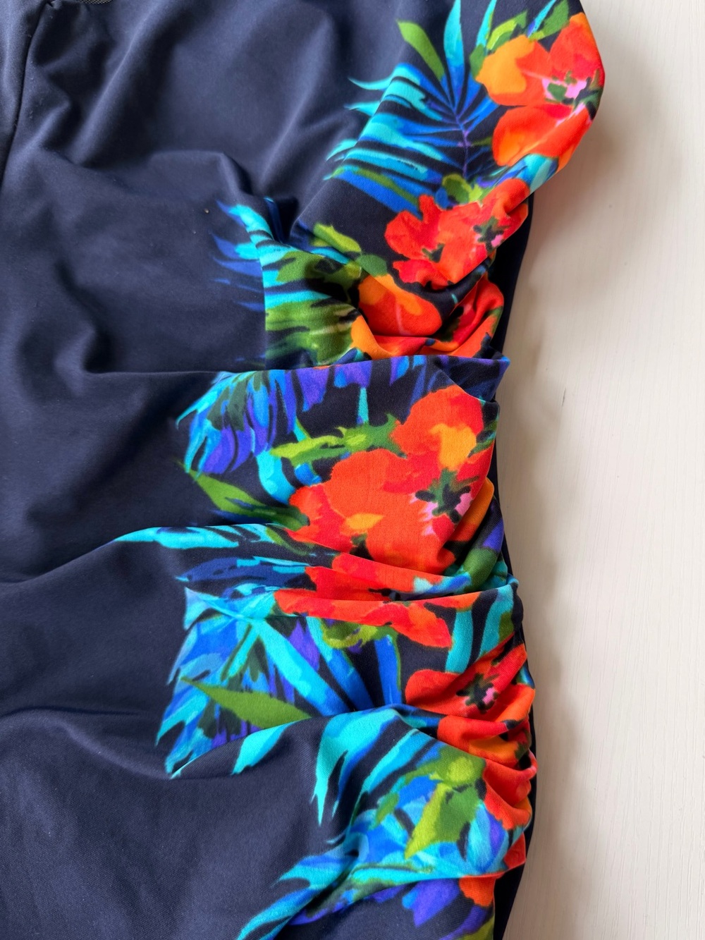 Miraclesuit L66707 Womens Samoan Sunset One-Piece Size 16W - Picture 3 of 5